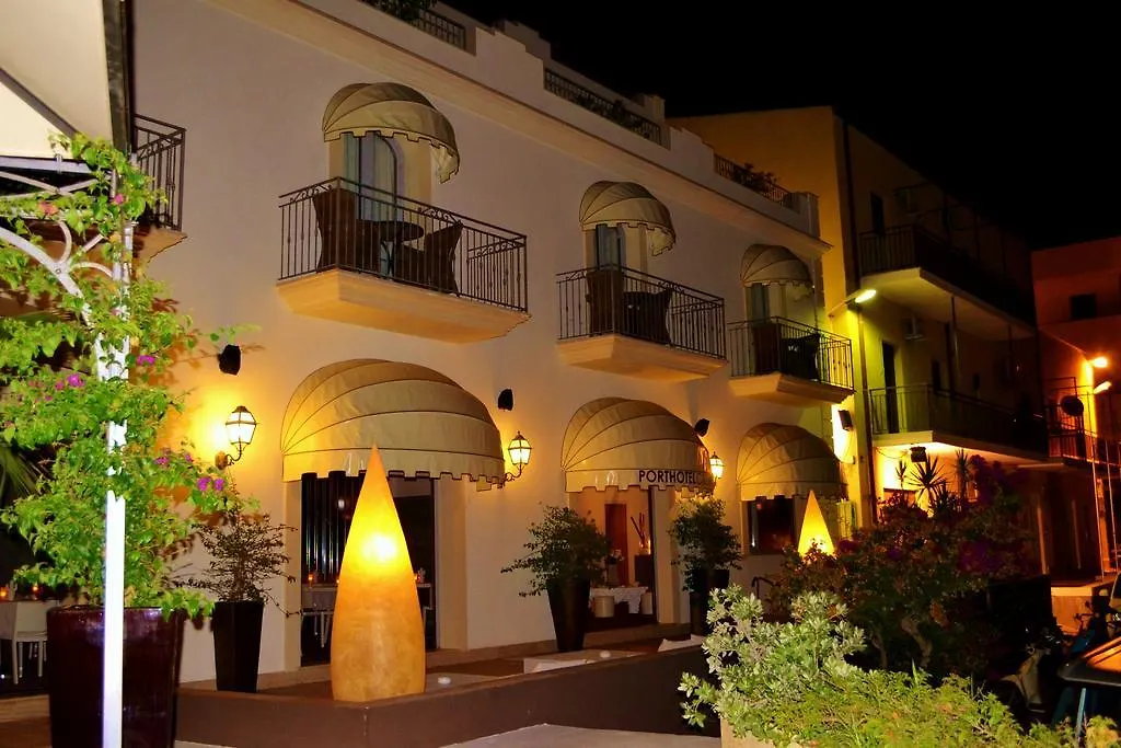 *** Hotel Porthotel Calandra Lampedusa Italia