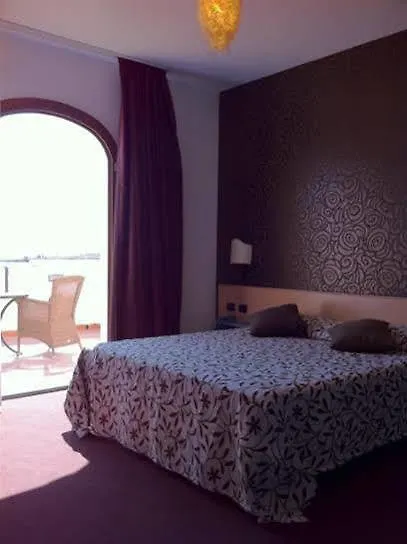 Porthotel Calandra Lampedusa 3*,  Italia