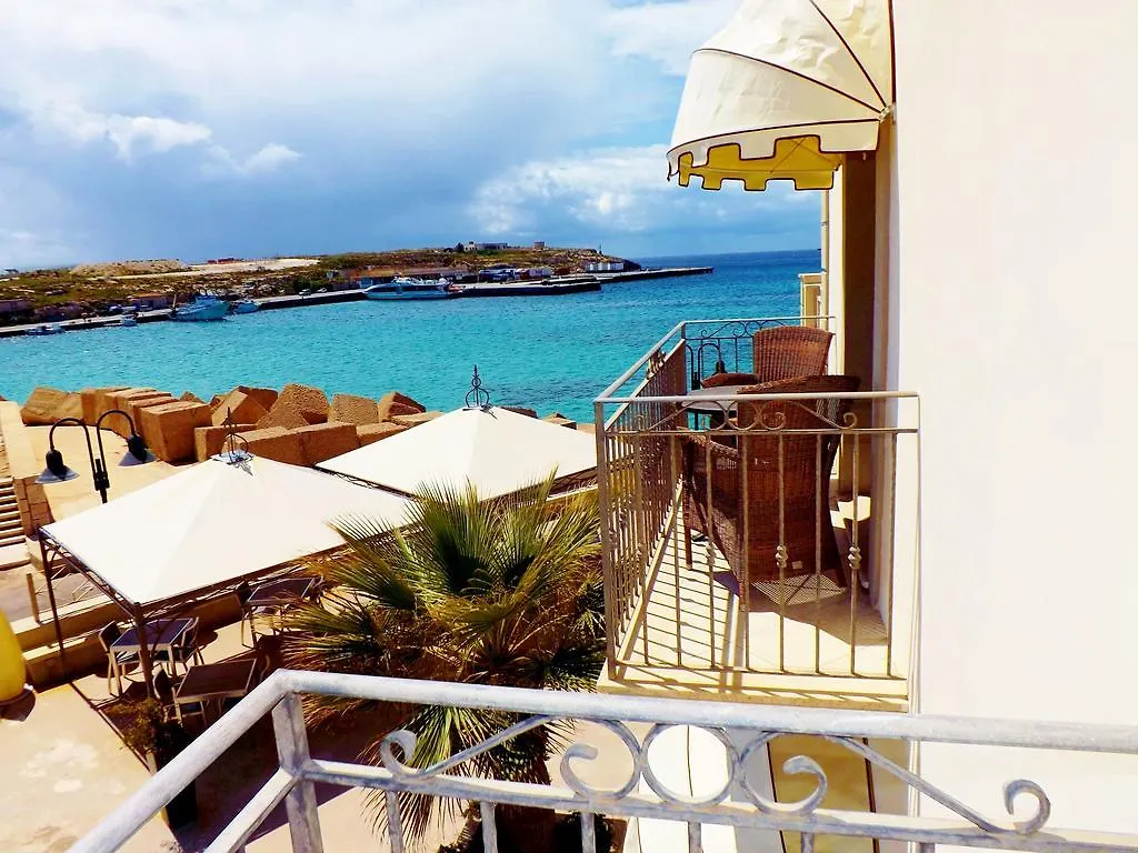 Porthotel Calandra Lampedusa 3*,
